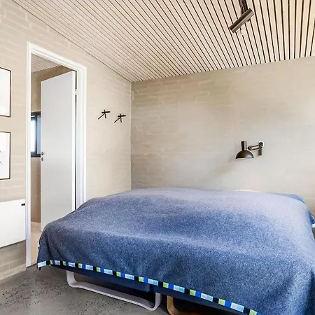 Two-bedroom In Hébergement de vacances *